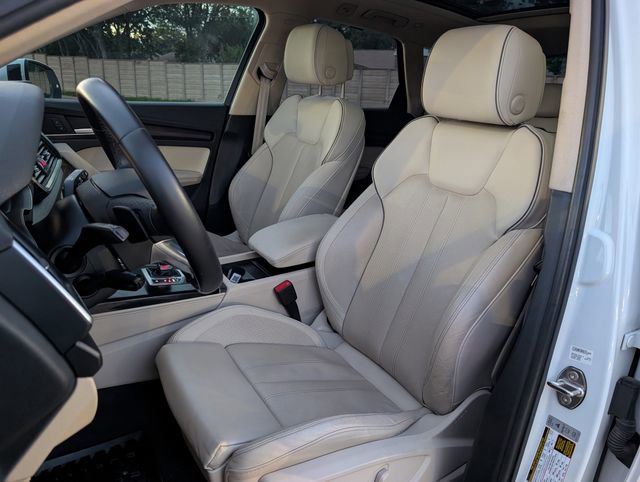 Used 2023 Audi Q5 e Premium Plus w/ Premium Plus Package image 26