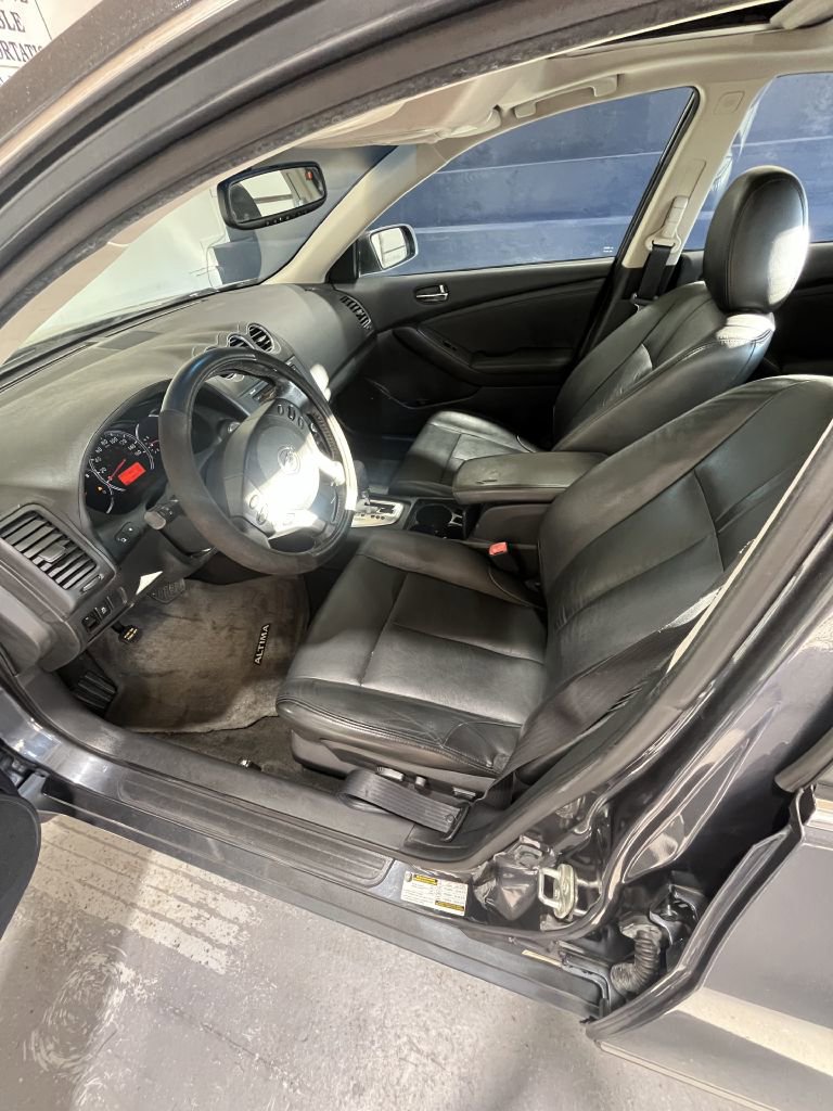 Used 2012 Nissan Altima 2.5 SL w/ 2.5SL Pkg image 5