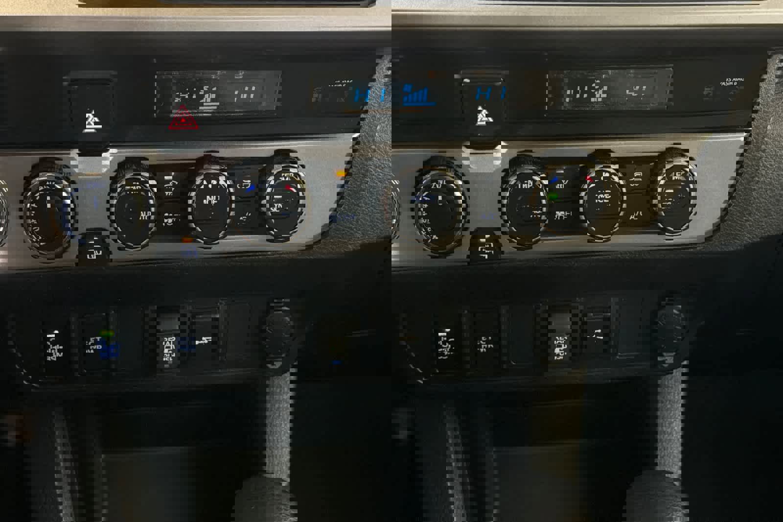 Used 2023 Toyota Tacoma SR5 w/ Technology Package image 21