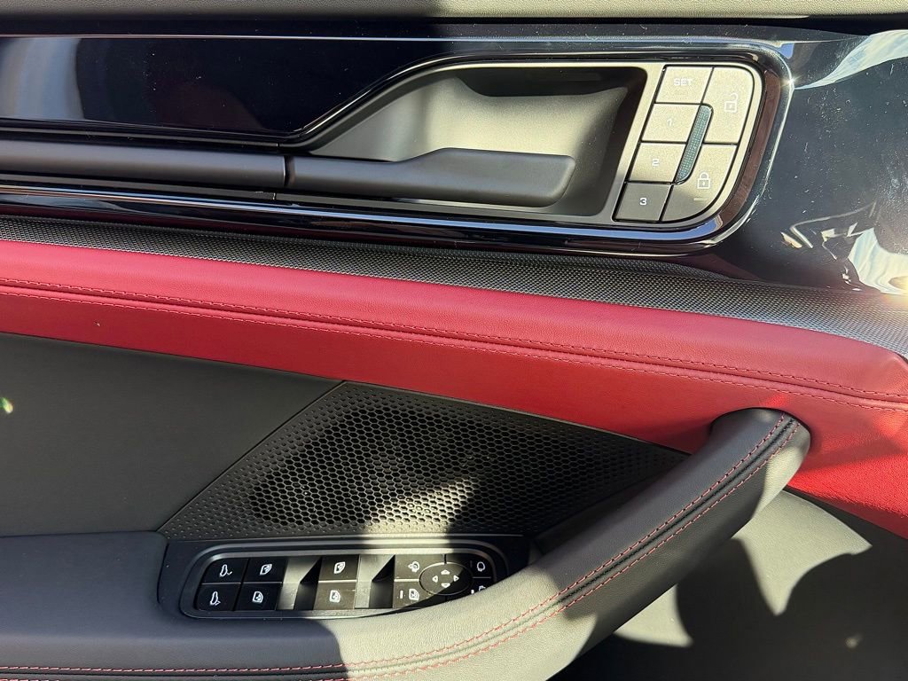 New 2026 Porsche Panamera 4 AWD/4WD image 16