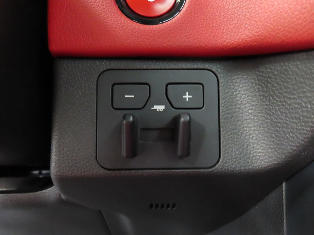 Used 2025 Toyota Tundra Limited AWD/4WD image 60