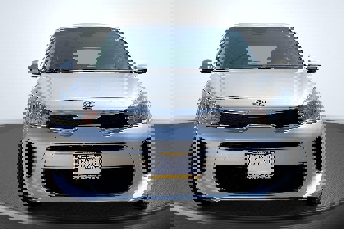 Used 2019 Kia Rio S image 3