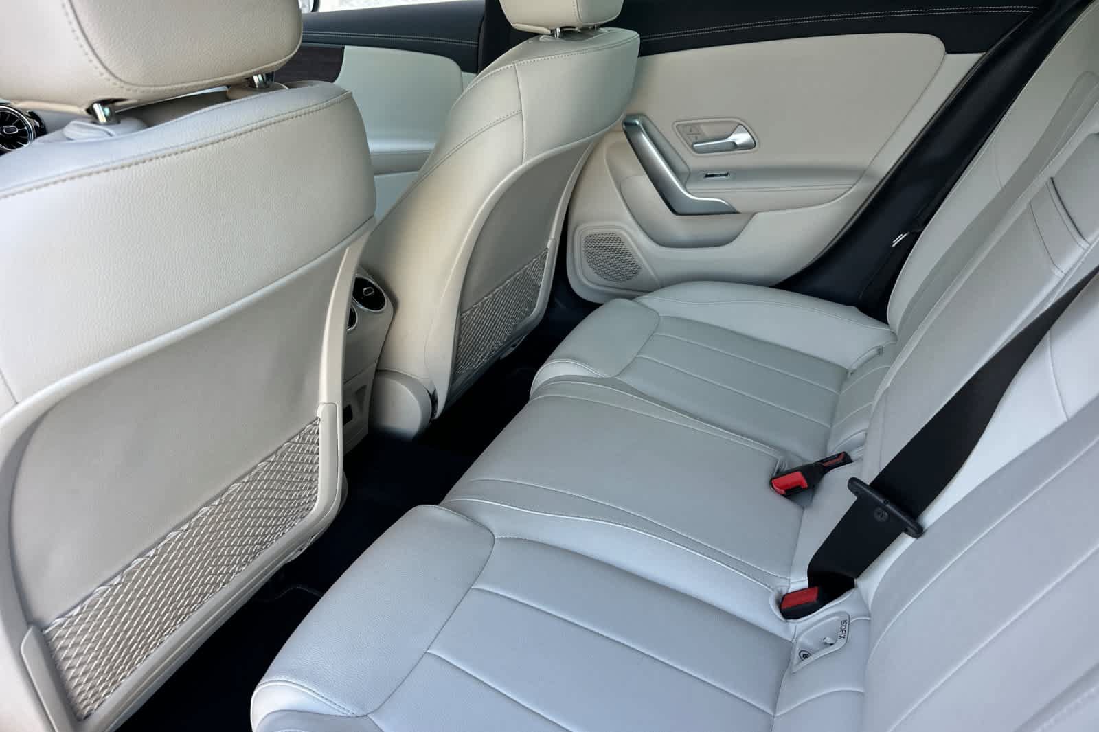 Used 2023 Mercedes-Benz CLA 250 image 11