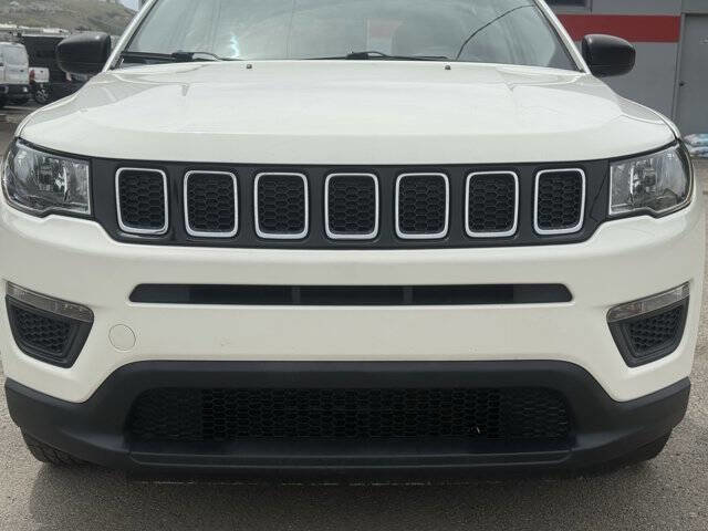 Used 2017 Jeep Compass Sport FWD image 19