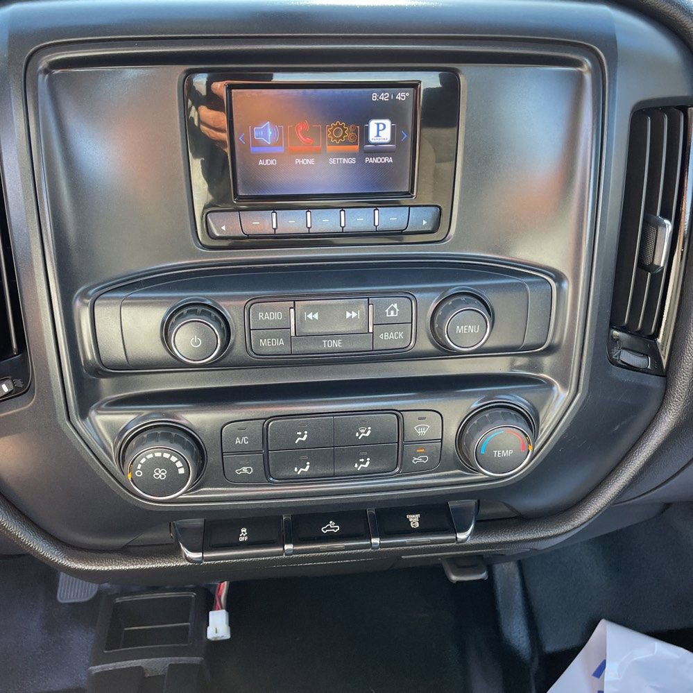 Used 2015 Chevrolet Silverado 2500 W/T w/ Snow Plow Prep Package image 11