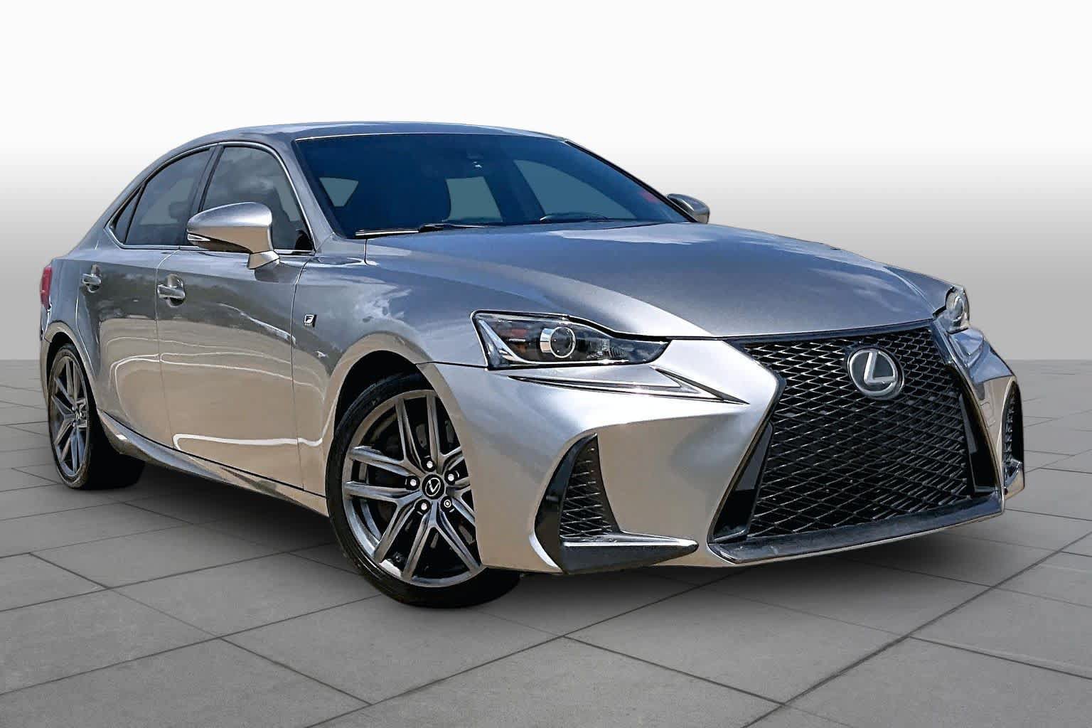 Used 2017 Lexus IS 200t F Sport w/ F Sport Package RWD image 3