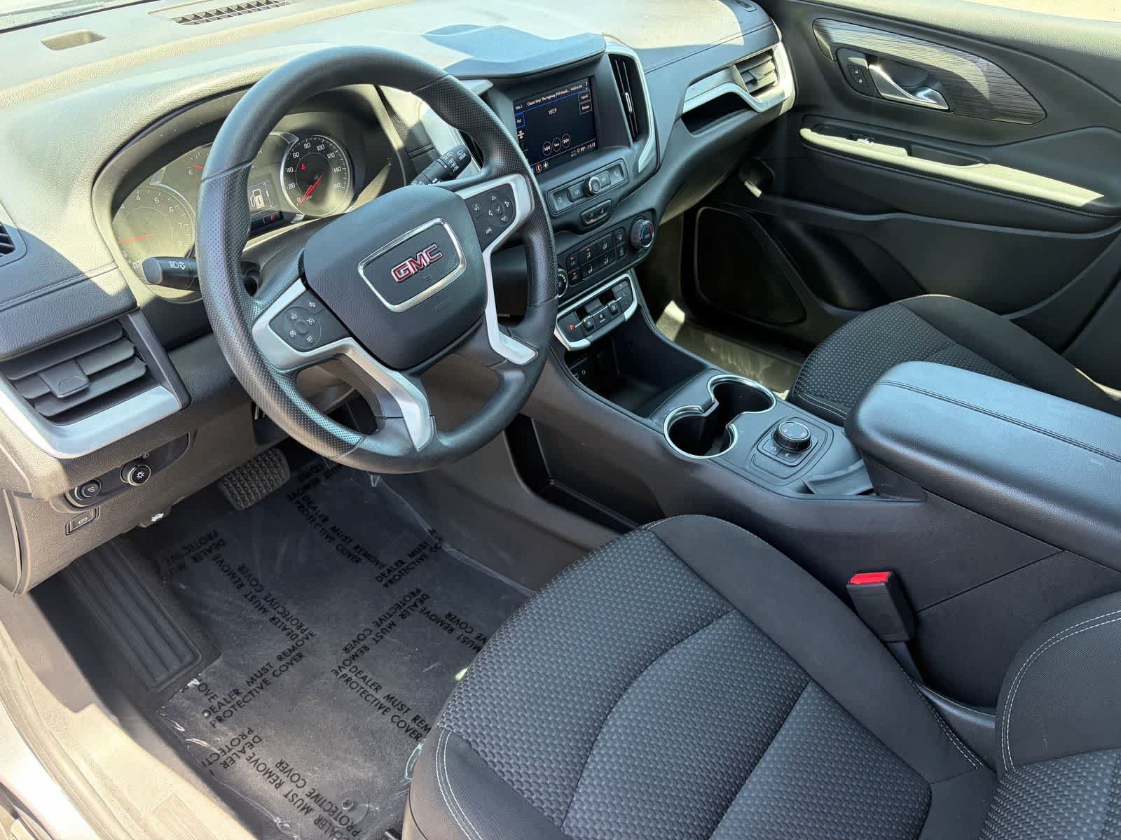 Used 2024 GMC Terrain SLE AWD/4WD image 10