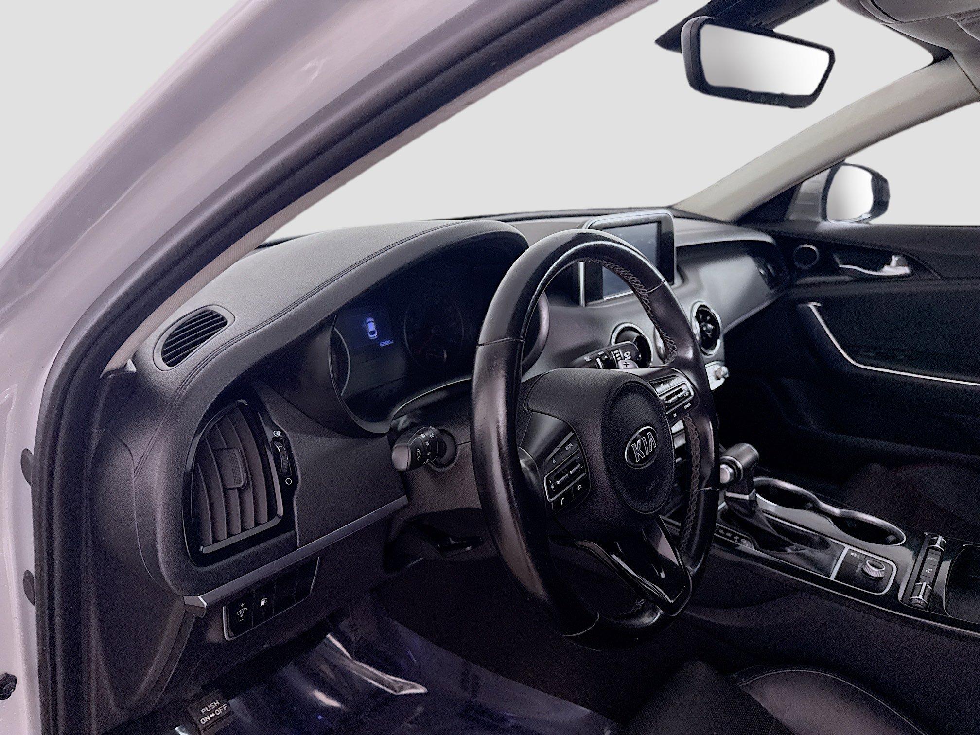 Used 2018 Kia Stinger image 23