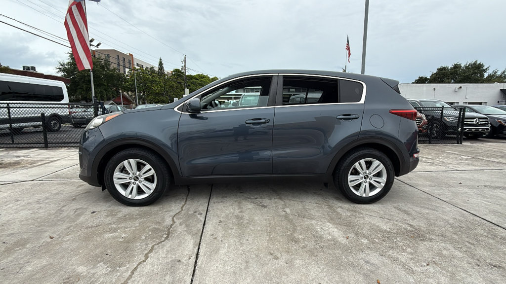 Used 2019 Kia Sportage LX FWD image 11