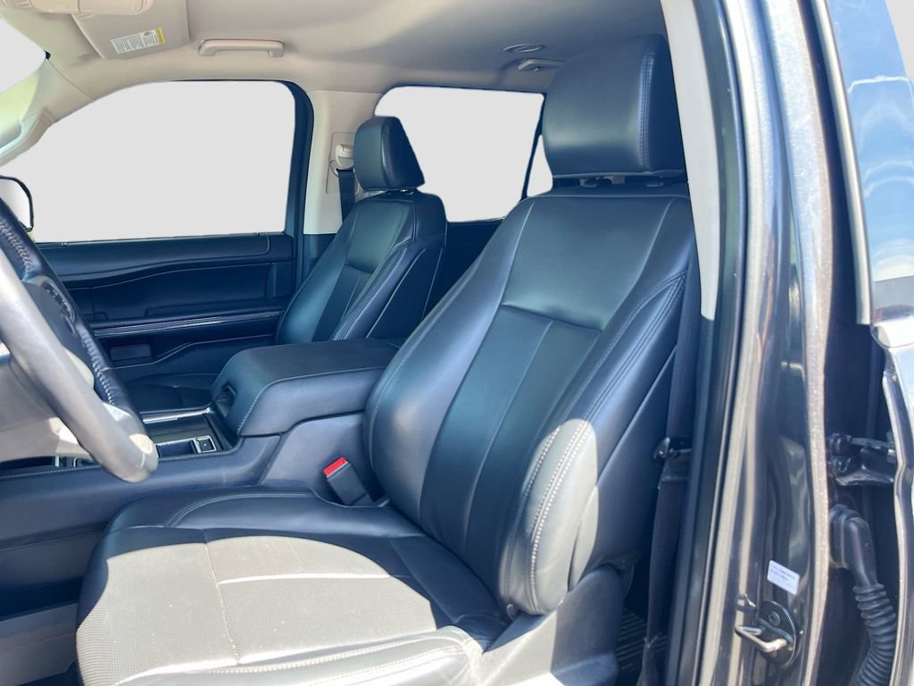 Used 2022 Ford Expedition XLT RWD image 10