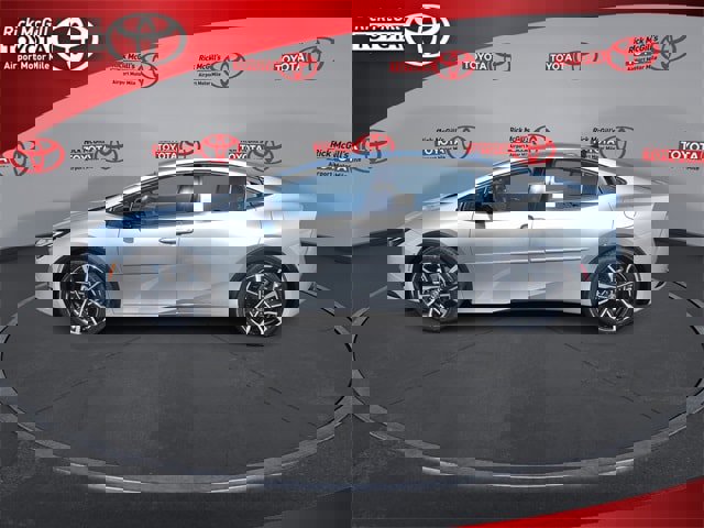 New 2026 Toyota Prius Plug-In Hybrid image 5