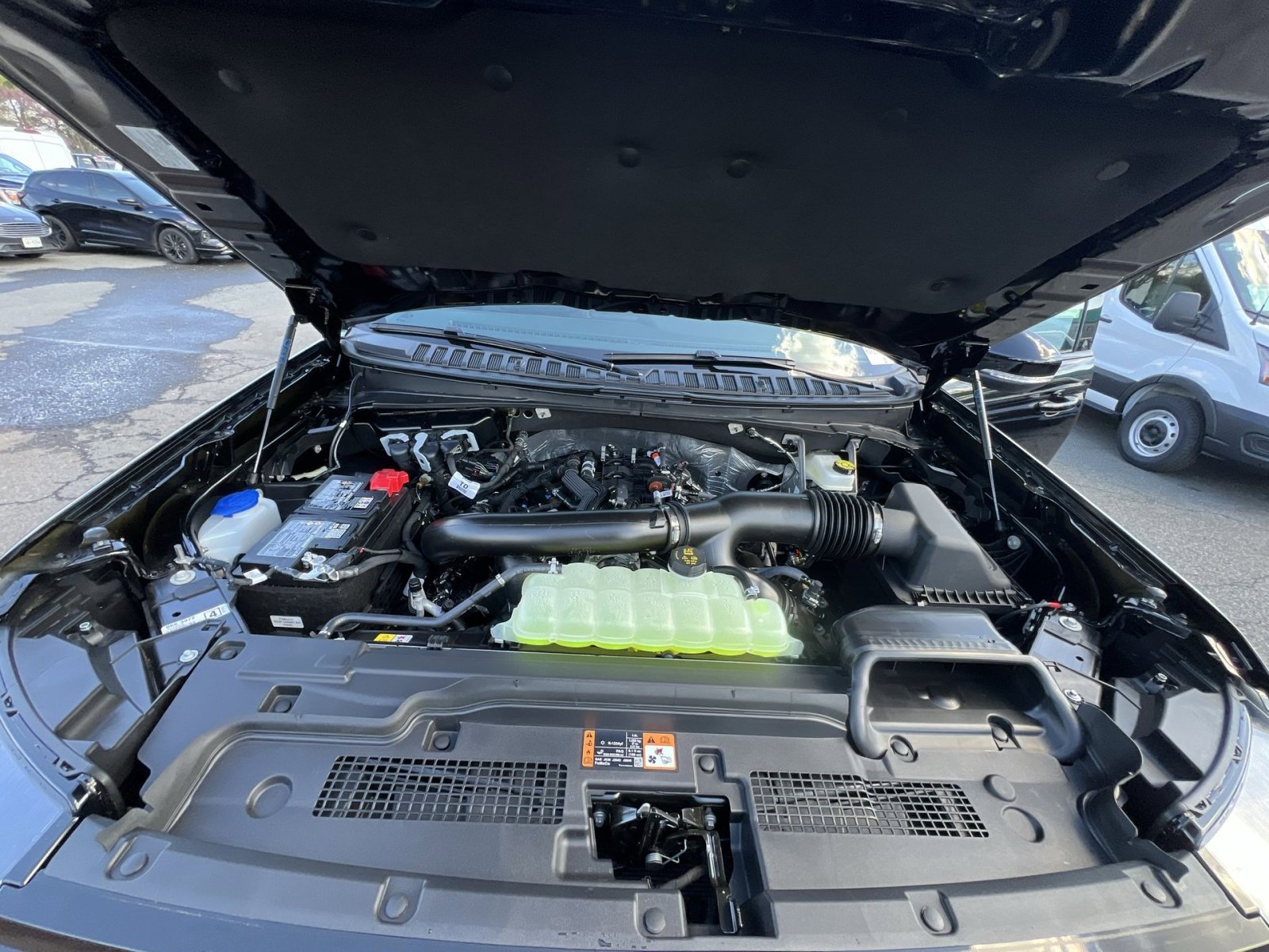 New 2026 Ford Expedition Platinum image 29