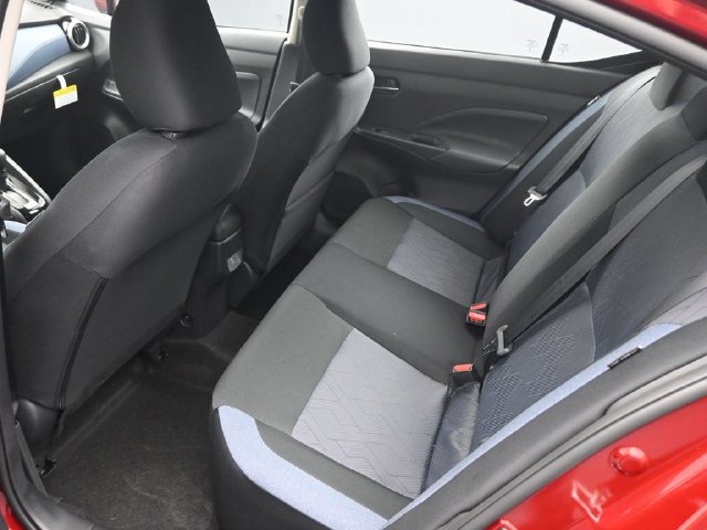 Used 2025 Nissan Versa SV w/ Trunk Package FWD image 16