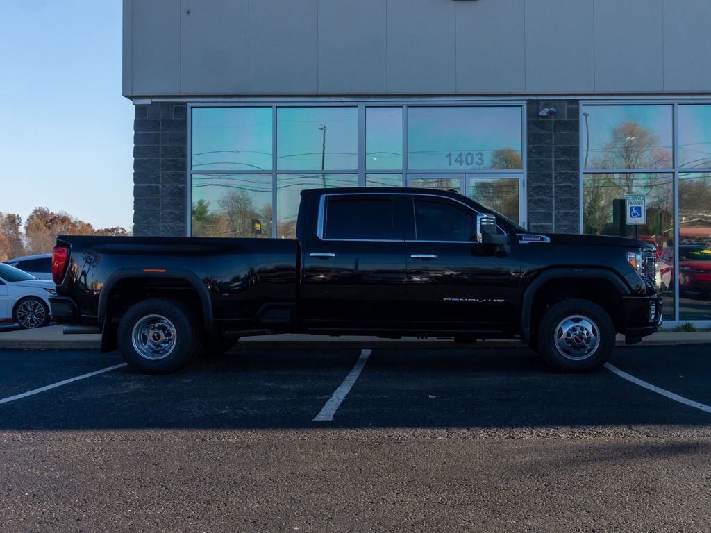 Used 2020 GMC Sierra 3500 Denali w/ Denali Ultimate Package image 4