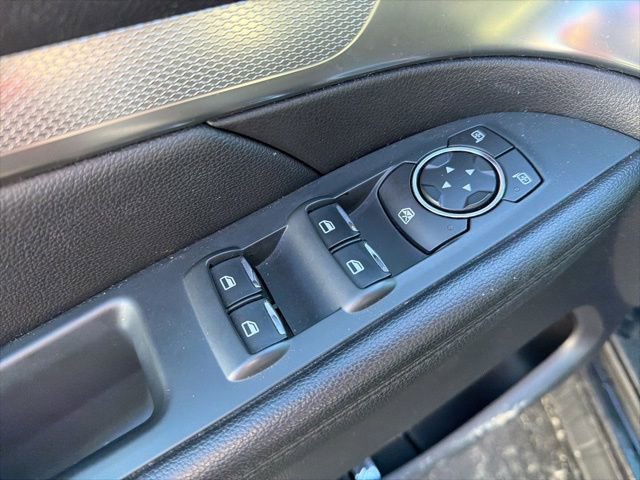 Used 2019 Ford Explorer XLT image 23