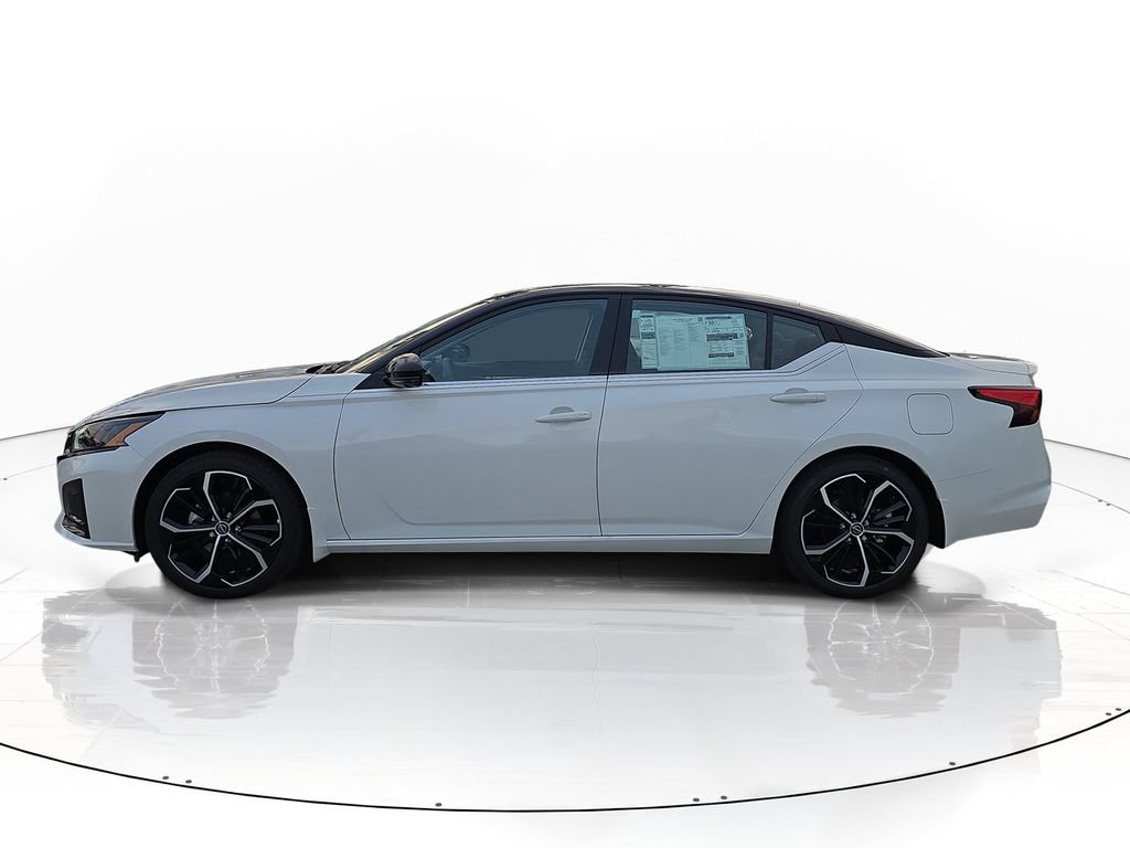 New 2026 Nissan Altima 2.5 SR FWD image 4