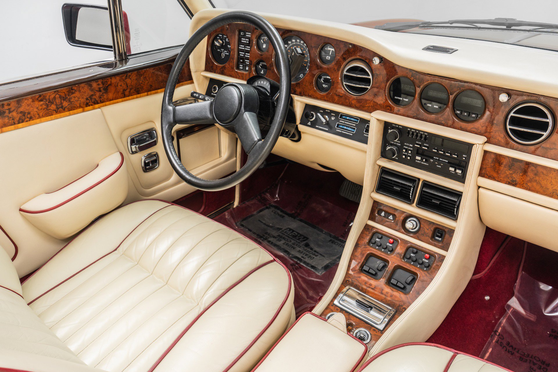 Used 1987 Rolls-Royce Corniche RWD image 25