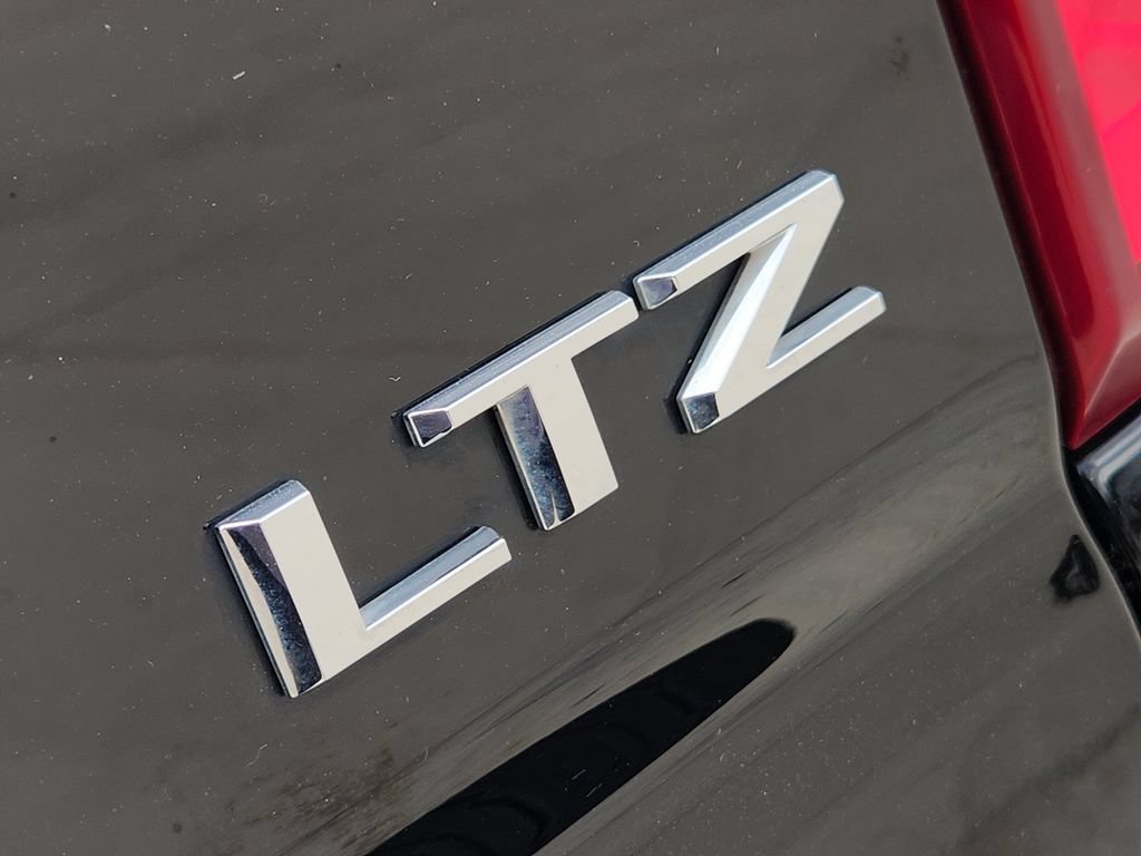 Used 2019 Chevrolet Silverado 1500 LTZ w/ LTZ Texas Edition AWD/4WD image 11