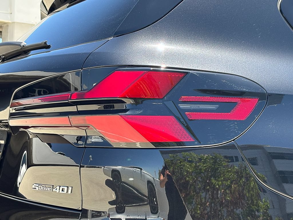 New 2026 BMW X5 sDrive40i w/ M Sport Package RWD image 6
