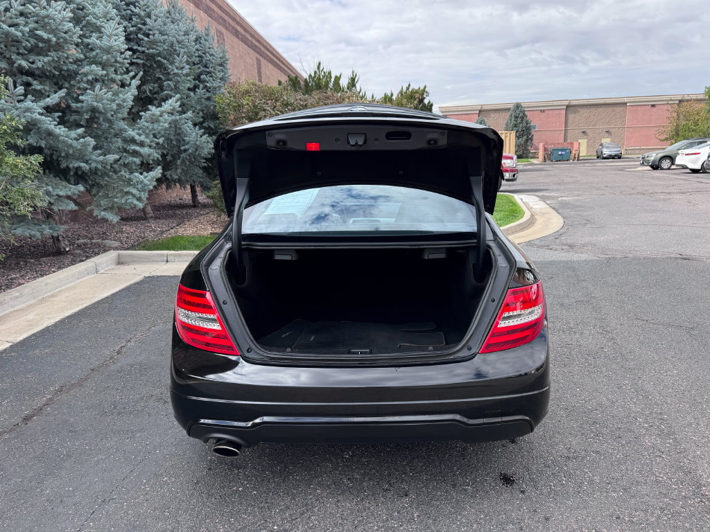 Used 2015 Mercedes-Benz C 250 Coupe image 10