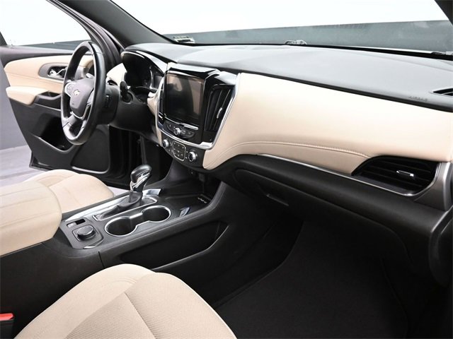 Used 2022 Chevrolet Traverse LT image 26