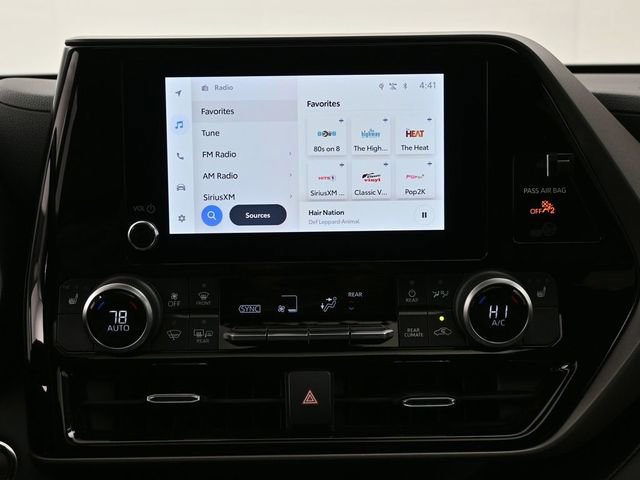 Certified 2023 Toyota Highlander XLE image 25