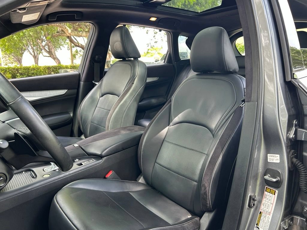Used 2019 INFINITI QX50 Essential w/ Sensory Package AWD/4WD image 19