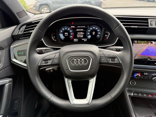 Certified 2025 Audi Q3 2.0T Premium image 9