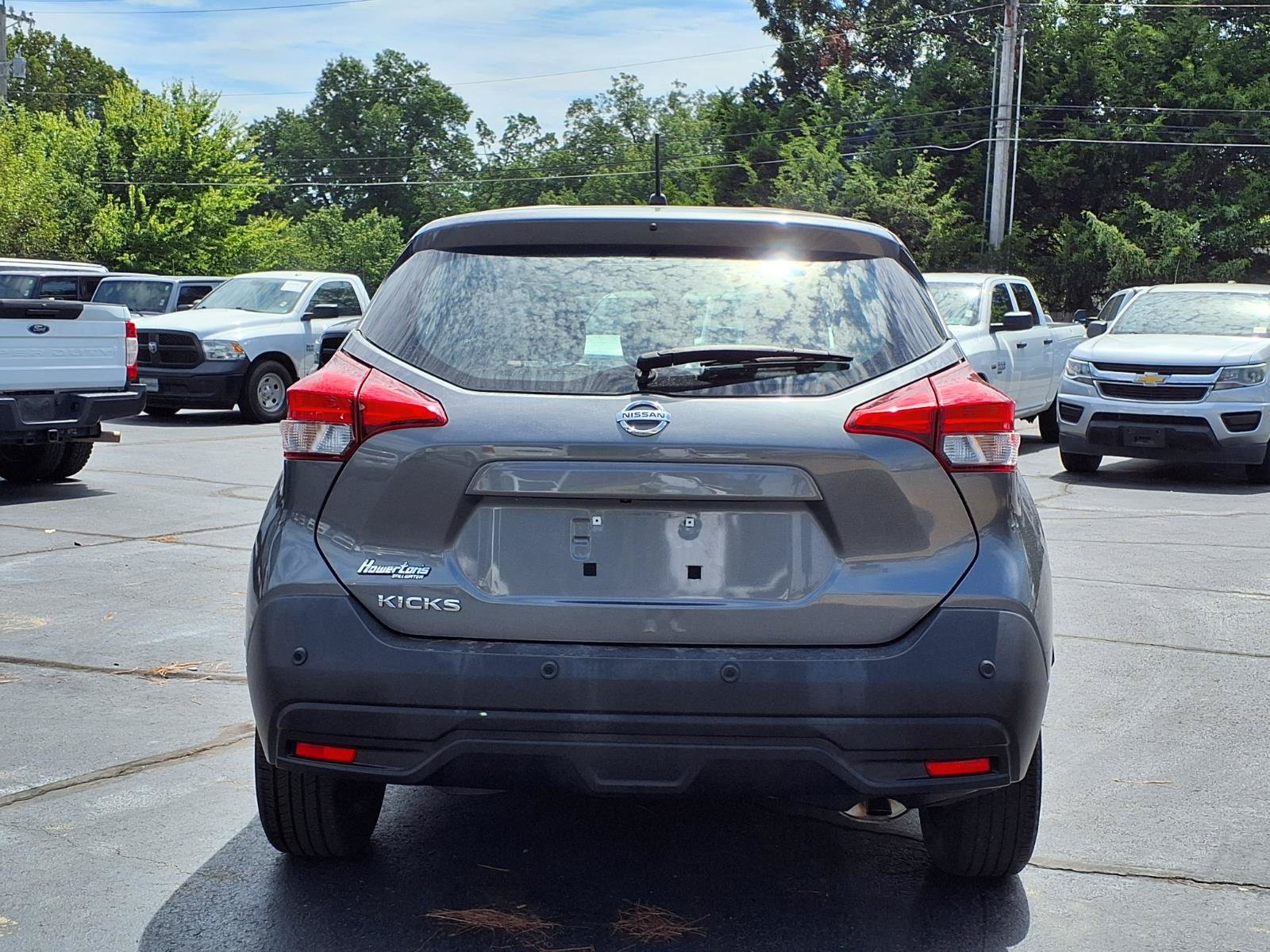Used 2020 Nissan Kicks S FWD image 7