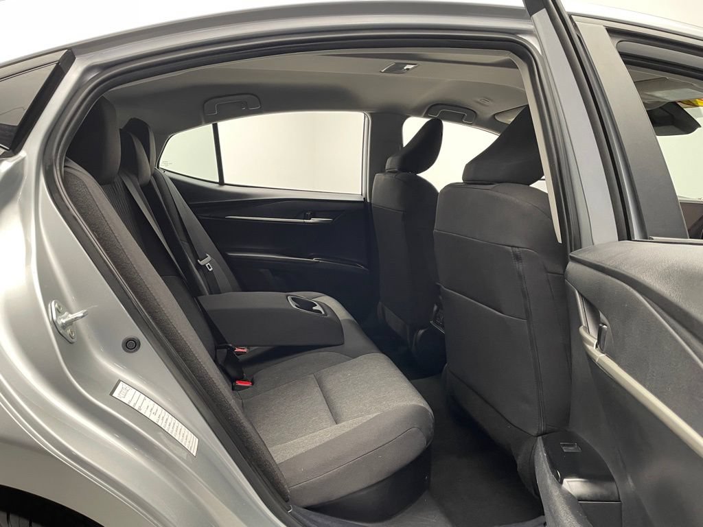 Used 2025 Toyota Camry LE FWD image 35