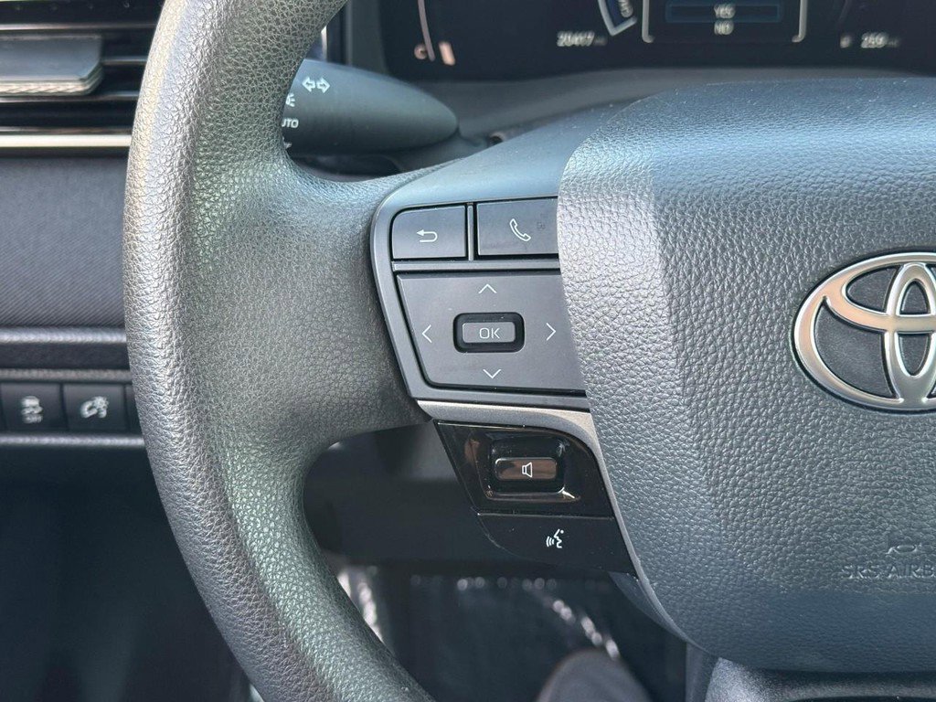 Certified 2025 Toyota Camry LE image 20