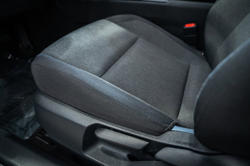 Used 2025 Toyota Camry LE image 33