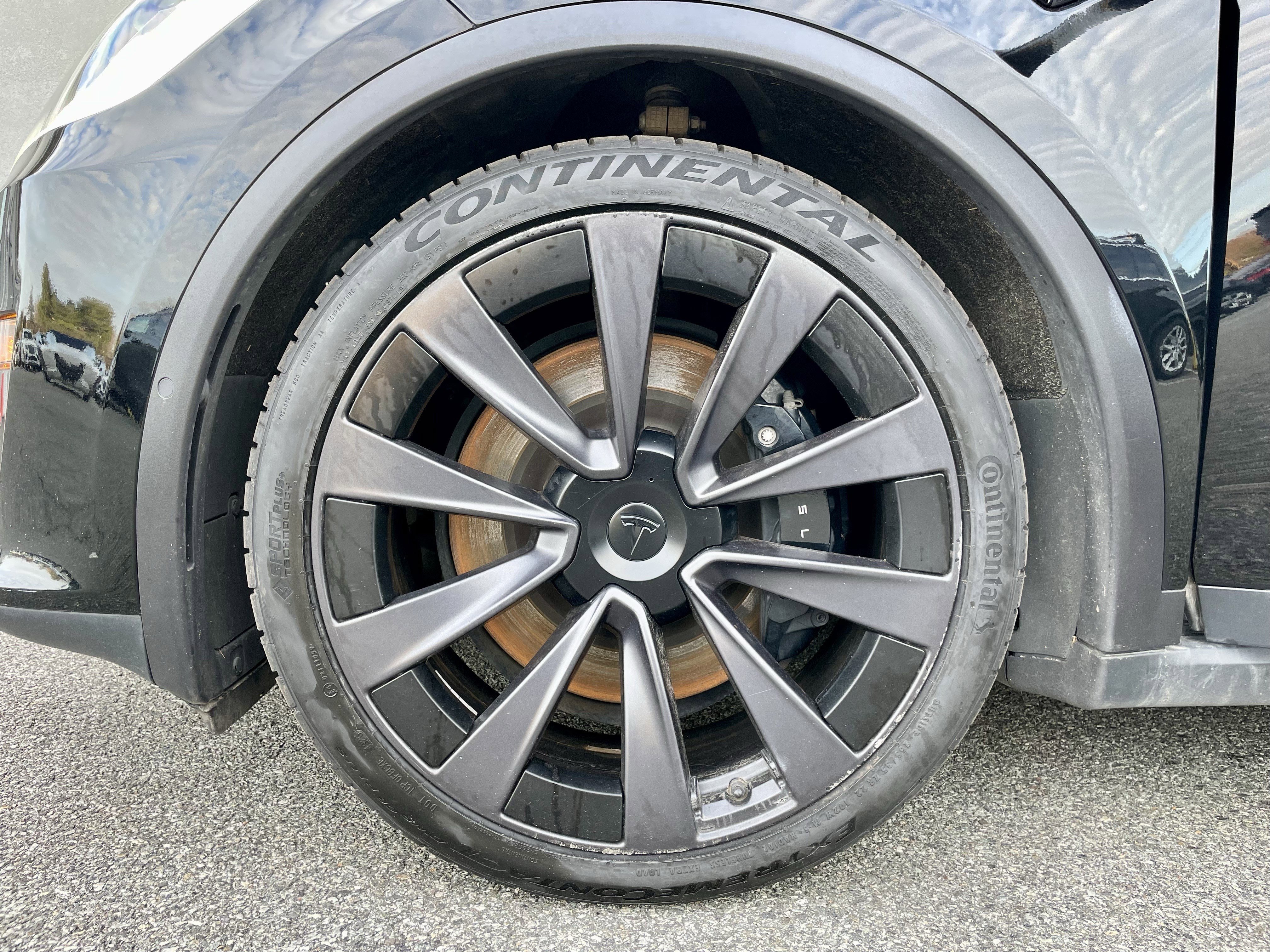 Used 2022 Tesla Model X Plaid image 9