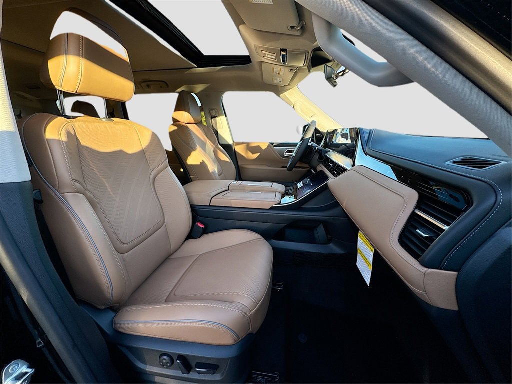 New 2026 INFINITI QX80 Luxe w/ Cargo Package image 31