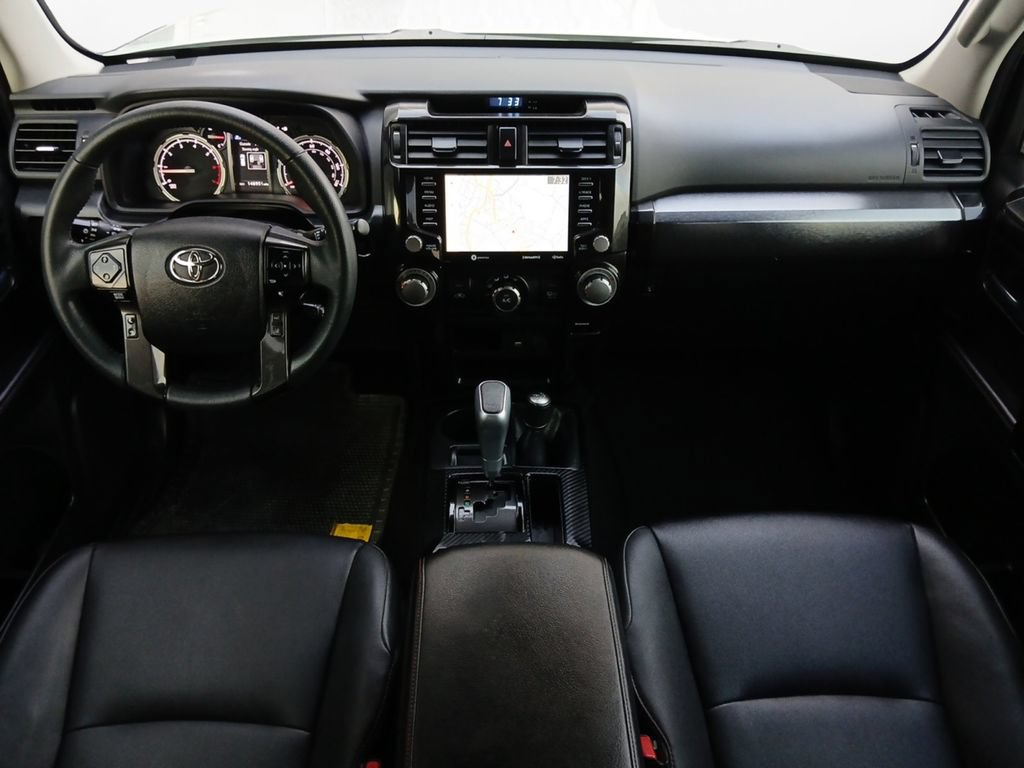 Used 2022 Toyota 4Runner TRD Off-Road Premium AWD/4WD image 20