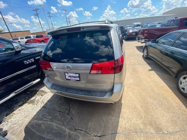 Used 2005 Toyota Sienna CE FWD image 4