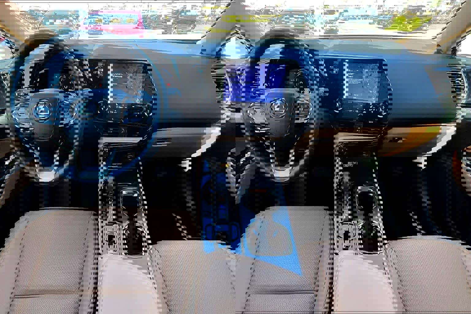 Used 2025 Lexus NX 250 FWD w/ Accessory Package (Z1) image 16