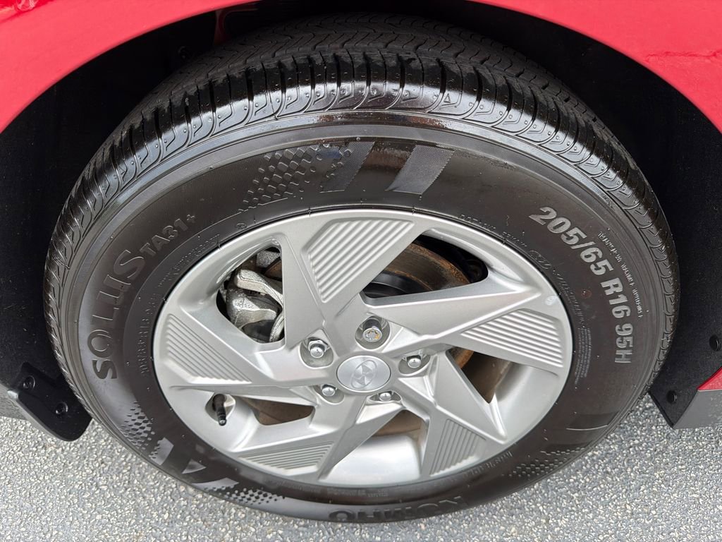 Certified 2025 Hyundai Sonata SE FWD image 17
