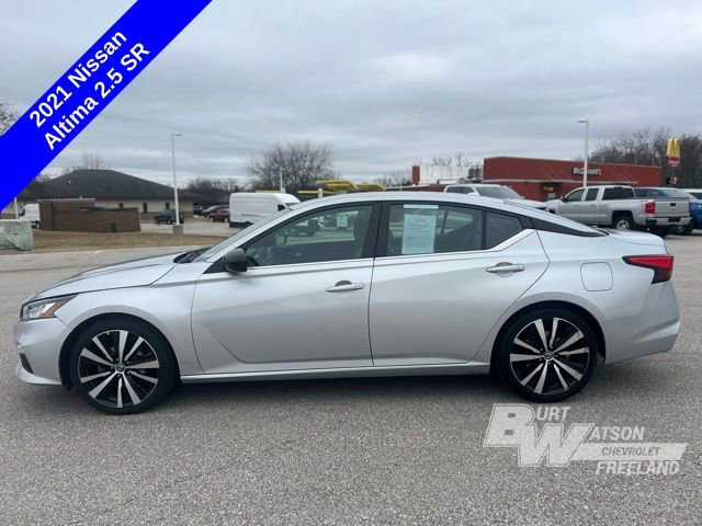 Used 2021 Nissan Altima 2.5 SR image 3