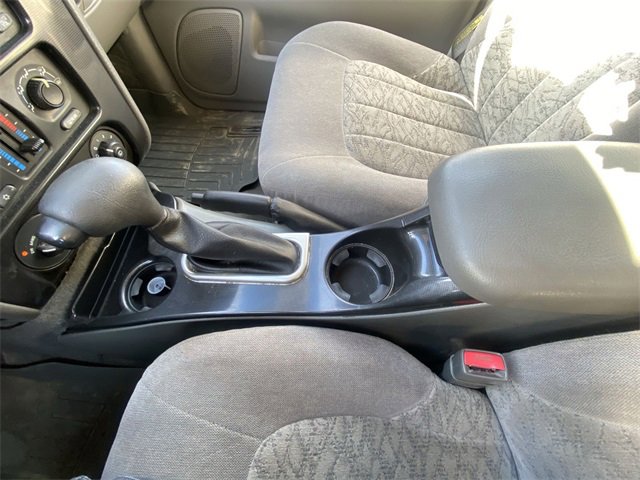 Used 2003 GMC Envoy SLE w/ Skid Plate Package image 19