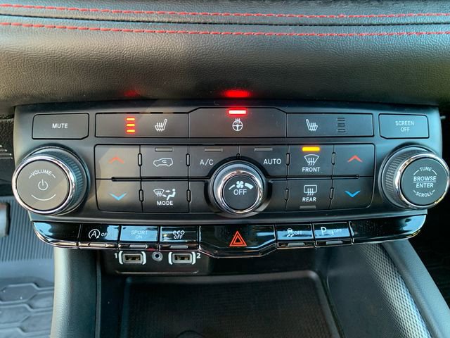 Certified 2024 Dodge Durango GT w/ Blacktop Package image 29