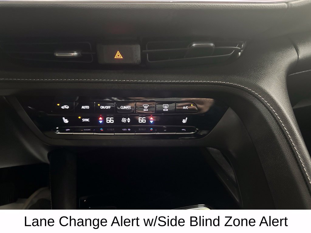Used 2022 Buick Envision Essence w/ Safety Package AWD/4WD image 49