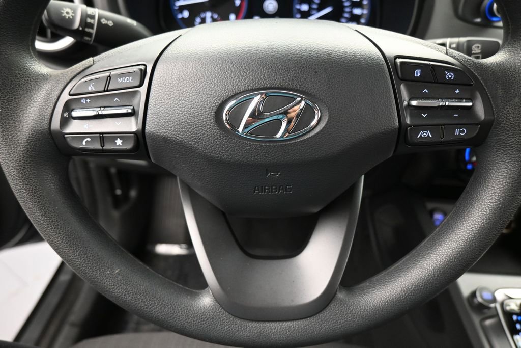 Used 2023 Hyundai Kona SEL w/ Cargo Package AWD/4WD image 28