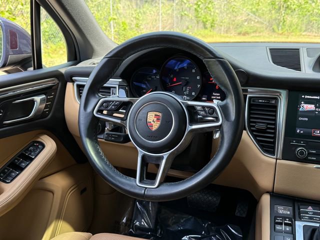 Used 2017 Porsche Macan image 18