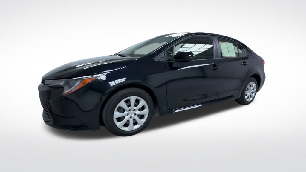 Certified 2024 Toyota Corolla LE FWD image 5
