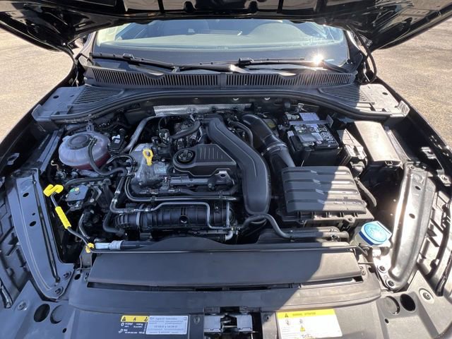 Used 2025 Volkswagen Jetta SE image 13