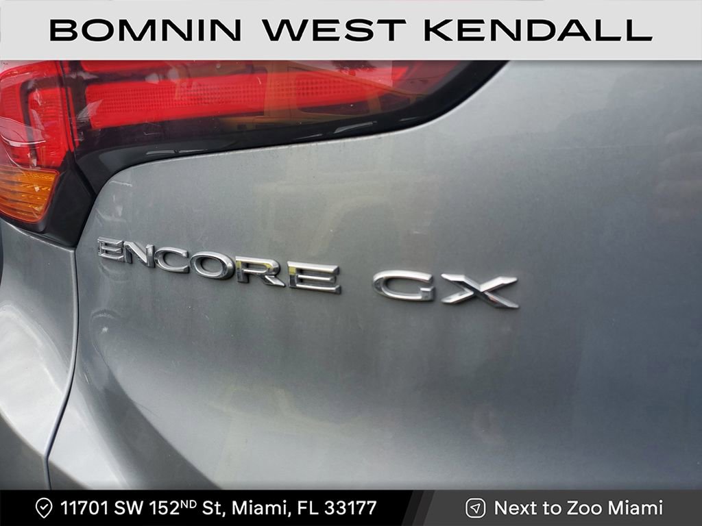 Used 2023 Buick Encore GX Select image 5