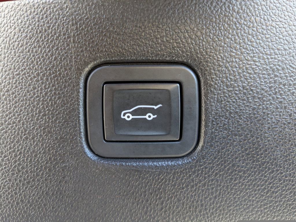 Used 2019 Chevrolet Blazer RS image 14