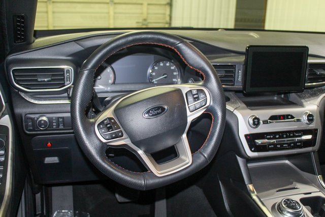 Used 2022 Ford Explorer Timberline image 9