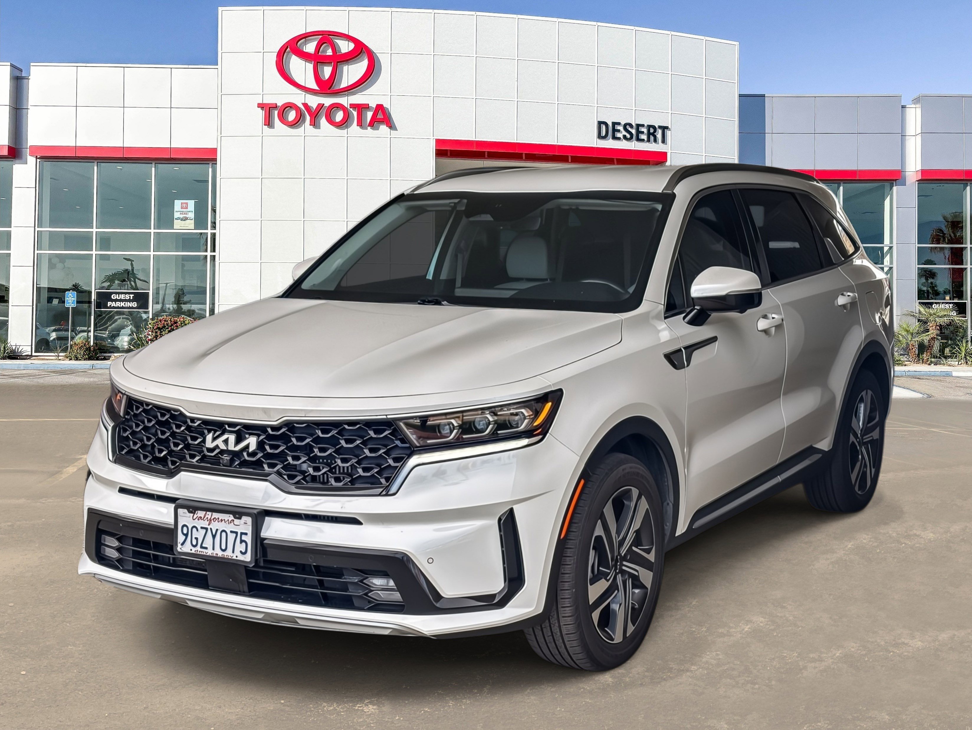 Used 2023 Kia Sorento SX Prestige image 3